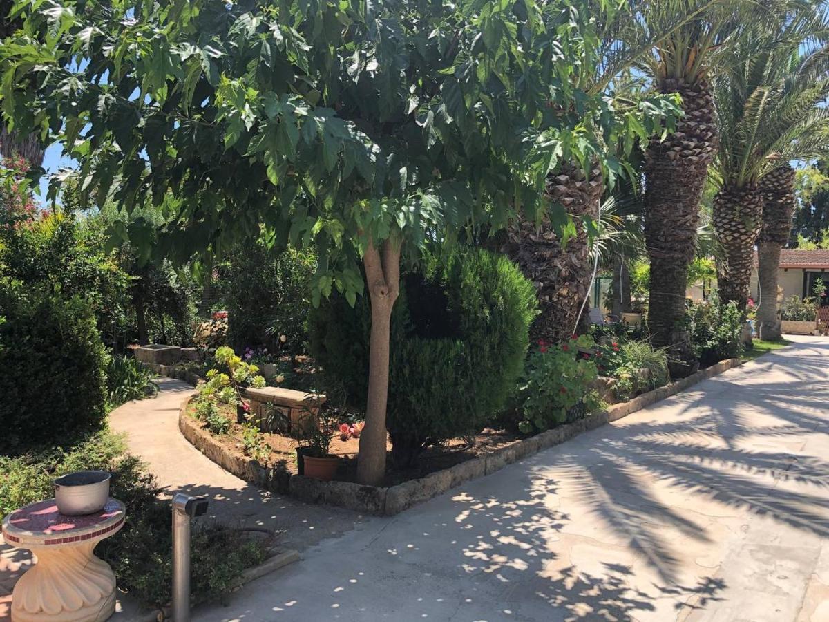 Villa Yucca Avola Exterior photo