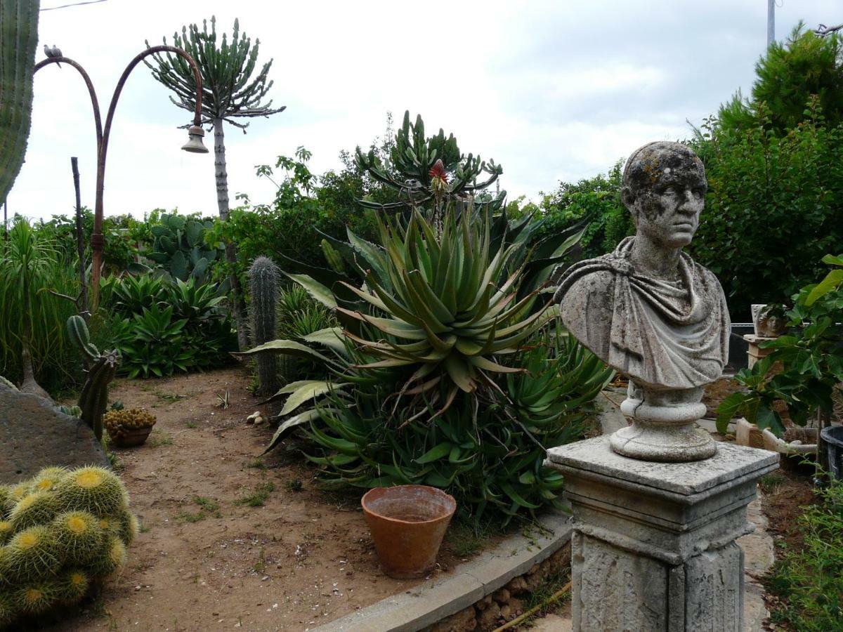Villa Yucca Avola Exterior photo